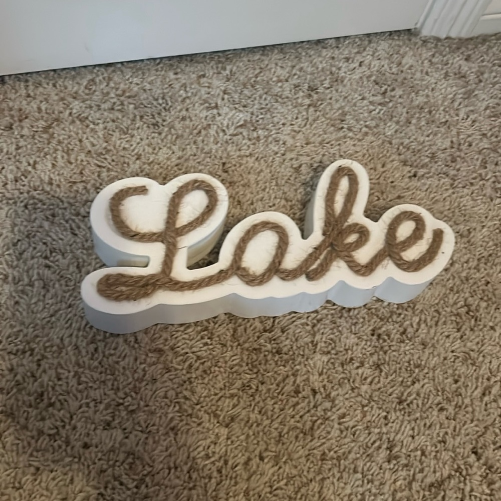 Lake table sign